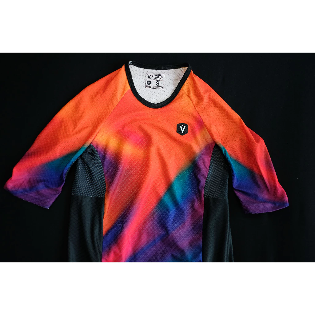V sports clothes | The Sun Collection - Image 6