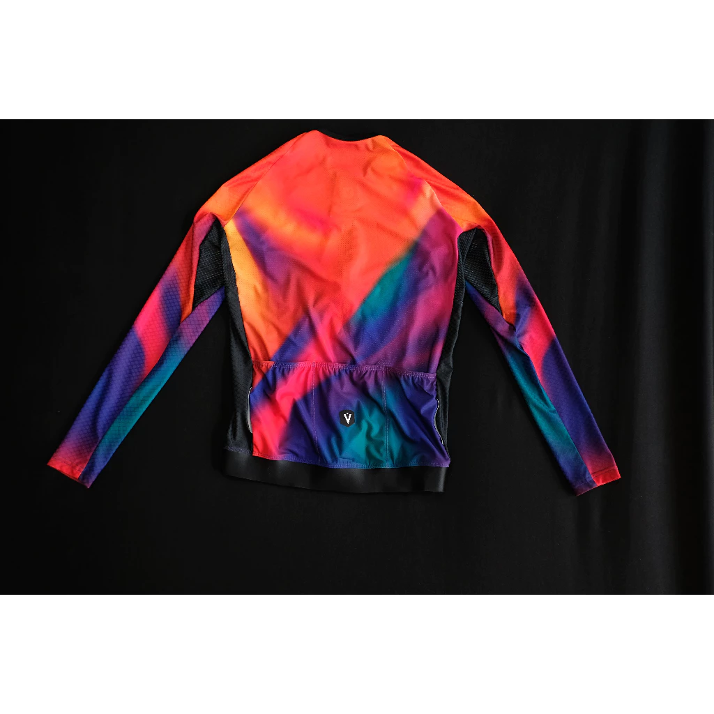 V sports clothes | The Sun Collection - Image 5