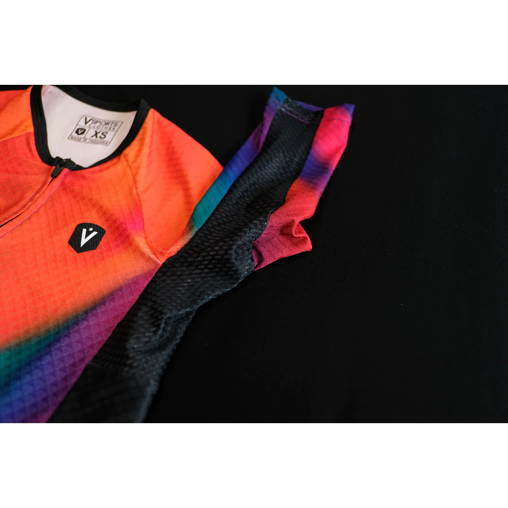 V sports clothes | The Sun Collection - Image 8